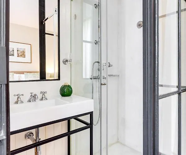 Jardins Da Muralha By Da'home * Porto